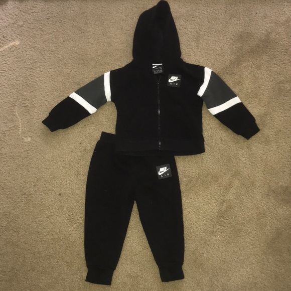nike air sweatsuit